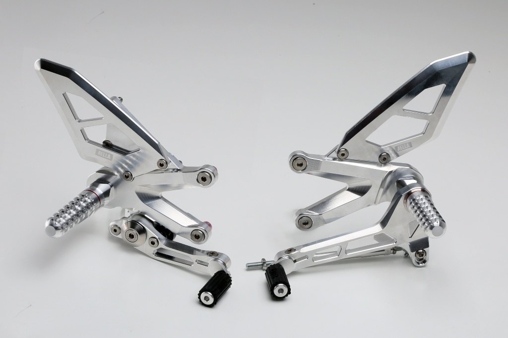 AELLA アエラ ライディングステップキット RSV4 1100 FACTORY APRILIA アプリリア バックステップ ステップ 足回り カラー：ポリッシュ(未アルマイト塗装)
