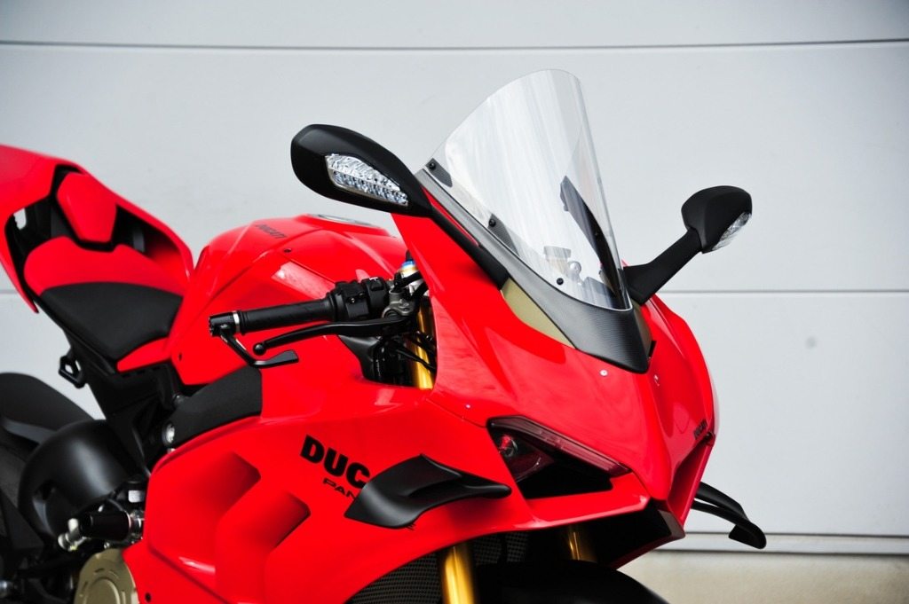 de LIGHT ディライト 8Hタイプ レーシングアップスクリーン PANIGALE V4 PANIGALE V4S PANIGALE V4SP PANIGALE V4SP2 PANIGALE V4R DUCATI ドゥカティ