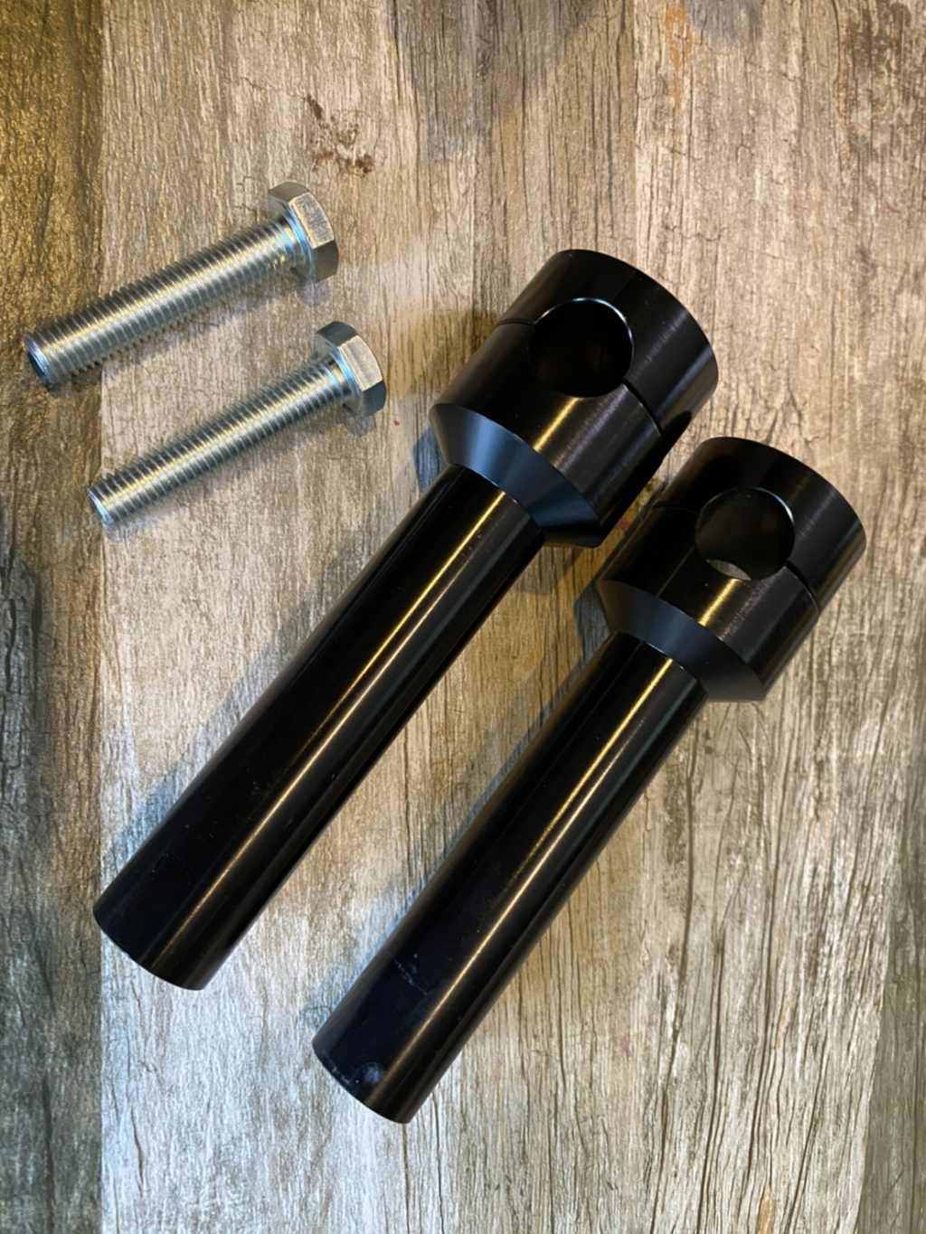 GAGIO MOTOR PARTS ガジオモーターパーツ CNC Handlebar clamp 25mm. - Circle style