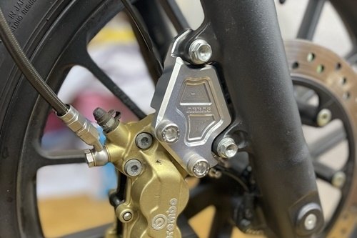 AGRAS アグラス フロントキャリパーサポート GB350 HONDA ホンダ キャリパーサポート・ブラケット ブレーキ