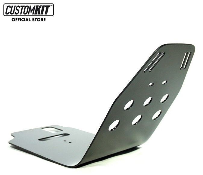 ■商品概要Material：Aluminium plateThickness：3mmFinishing：Matte BlackProcessing：Laser cut■詳細説明- Prevent lower engine contact with rocks，pebbles，dust，and otherharsh materials.■注意点※Fitment：Kawasaki W175※取扱説明書が付属する場合は外国語となります。※輸入商材の為、納期が遅れる場合がございます。あらかじめご了承ください。※画像には他の商品が含まれている場合があります。※メーカー都合により商品の仕様変更がある場合がございます。ご了承ください。　※画像はイメージです。■適合車種W175&ensp;W175
