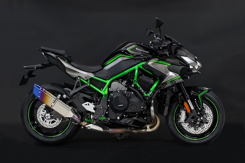 TRICKSTAR トリックスター スリップオンマフラー IKAZUCHI イカヅチ 政府認証 Z H2 Z H2 SE KAWASAKI カワサキ KAWASAKI カワサキ サイレンサータイプ：ブラックエディション