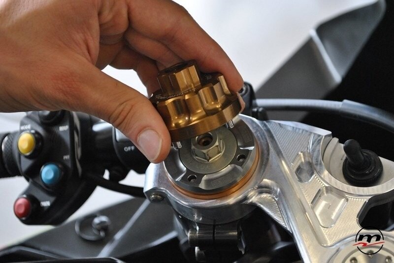 ウェビック 楽天市場店のMelotti メロッティー Ohlins Forks Cartridges Wrench-Bronze その他、レンチ T字レンチ ハンドツール｜アングル2