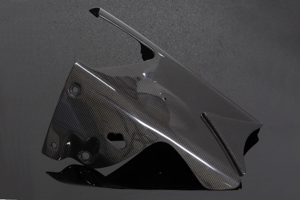 TYGA PERFORMANCE タイガパフォーマンス カーボン製リアアンダーカウルカーボン製 Special RGV250 VJ23 Gamma SUZUKI スズキ アンダーカウル カウル関連 外装