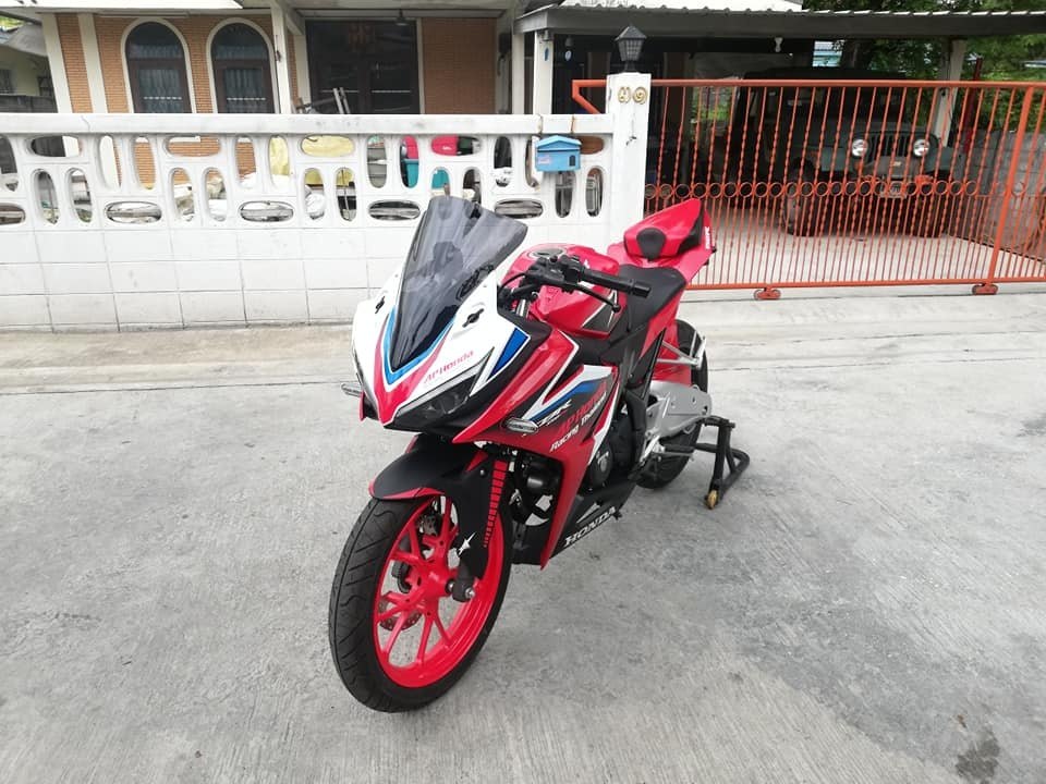 KPT DESIGN ケーピーティーデザイン フロントガラスのサムネイル