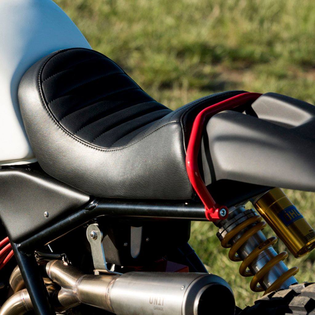 UNIT GARAGE ユニットガレージ シート K100 BMW シート関連 外装