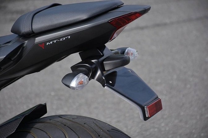 EIGHT(��ë��) ������(�������˥�) �ե�������쥹���å� MT-07 YAMAHA ��ޥ� �ե��������Ϣ ����