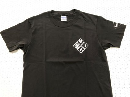 Bull Docker TAGOS ブルドッカータゴス マジック9 Tシャツ