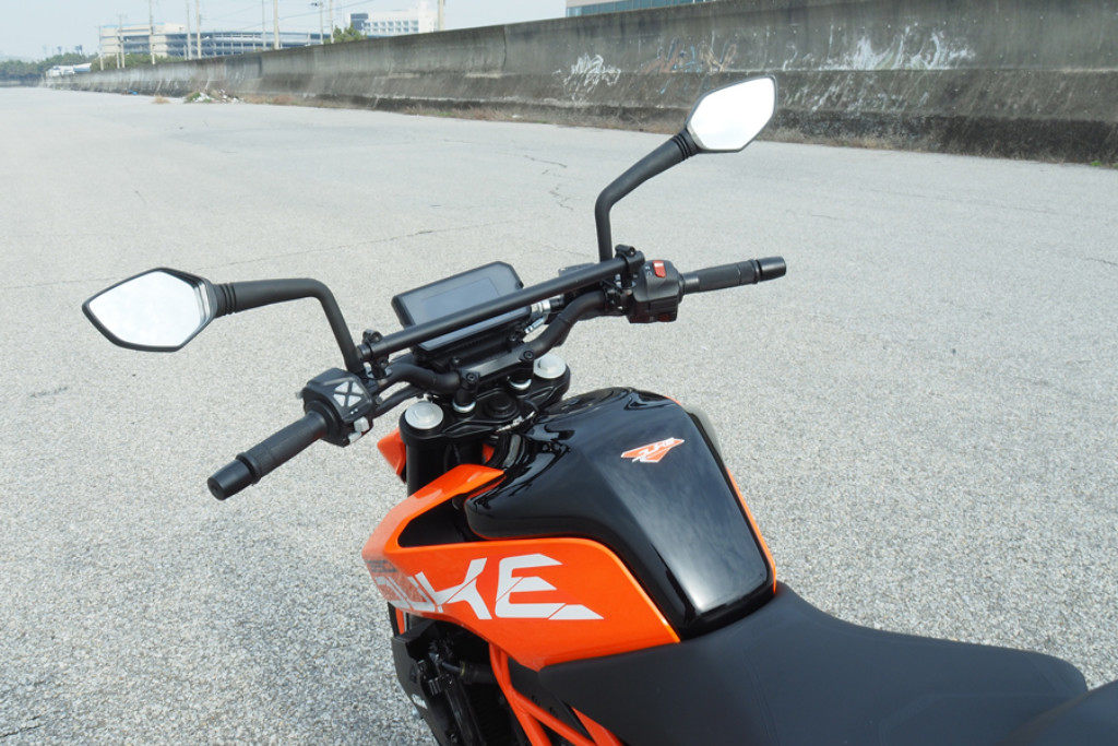 World Walk ワールドウォーク マルチガジェットマウントバー 125DUKE 250DUKE 390DUKE KTM マルチバー・マウントバー 電子機器類 webike-rb-26314060 ウェビック 楽天市場店 サンプル画像2
