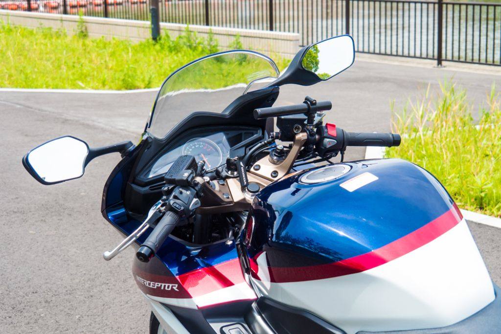 World Walk ワールドウォーク マルチガジェットマウントバー VFR800F HONDA ホンダ マルチバー・マウントバー 電子機器類 webike-rb-26477592 ウェビック 楽天市場店 サンプル画像2