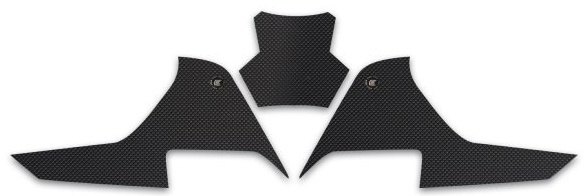 ■商品概要カラー：ブラック【重量】0.34 kg【サイズ】28.2 × 17.6 × 0.19 cm【対応商品】タンクグリップ、ラップアラウンドタンクグリップ■詳細説明Eazi-Gripタンクグリップまたはペイントプロテクションキットは、TriumphTiger900におすすめのアップグレードパーツです。・センタータンクパッド付属・正確にフィットするよう専用サイズにカット済み・面取り加工済みエッジ・高品質なポリウレタンとシリコーンを使用・ライダーの安定したボディポジション維持をサポート・より優れた車体コントロールをサポートする設計・ライダーの疲労軽減をサポート・タンクグリップ専用に配合された透明接着剤を採用イージーグリップは、バイクのコントロール性を向上させるためにモータースポーツのメッカの一つでもあるイギリスにて開発されたバイク専用のタンクパッドです。欧州のレースシーンではすでに主流のブランドとなっており、2017年度のIsle of Man TT(マン島TT)では優勝が6回、表彰台14回、トップ10フィニッシュは実に30回以上と実に輝かしい実績を支えています。こうしたレースシーンでの華々しい記録が創業時から採用チームが増加の一途を辿る理由となっています。タンクパッドの適切な装着によりコーナリングやブレーキング中のライダーのポジションに安定した状態で維持する支えになる一方、ニーグリップや姿勢維持のために無駄な力が入らないため長時間の走行シーンでも疲労軽減効果が期待できます。シリーズごとに高品質なポリウレタンやシリコン素材を採用。製品表面の独自の突起のデザインを組み合わせることで高いグリップ力と耐久性を両立する一方、着用するライディングウェアへのダメージを軽減し、快適性を向上させることができます。カラーはクリアとブラックの2色がラインナップ(シリコンタイプはブラックのみ)されているため、車両カラーに合わせてお選びいただけます。◆EVOシリーズ・・・標準グレードイージーグリップEVOシリーズは2011年に登場し、高いグリップ力とライダーの快適性を両立させた半球状のトラクションドームを備えたタンクパッドです。BSB(ブリティッシュスーパーバイク選手権)に出場しているトップチームからのフィードバックを受け、BSBでも採用中のチームが増えるなど進化を続けています。◆PROシリーズ・・・サーキット向けイージーグリップPROシリーズは特徴的な円状のエンボス加工が施され、EVOシリーズに比較して突起が小さく滑らかで、ダイナミックな表面構造を持っています。ライディング時にはライダーの自在な動きを可能にする一方で、ハードブレーキングといった状況でも車体との高い一体感とグリップ力を得られるよう設計されています。◆SILICONEシリーズ・・・ストリート向けイージーグリップSILICONEシリーズはエルゴノミクスに基づいて開発された、シリーズ中最も走行時の快適性を追求した製品です。特注のシリコン素材によるクッション性と表面構造によりライダーの疲労を低減しストリート走行やツーリングと言ったシーンで活躍します。■注意点※貼り付け時は付属されている脱脂用のアルコール綿で貼付け位置の清掃・脱脂を行ない、気泡の入らないように注意しながら貼り付けを行って下さい。※出荷時の剥離紙がピンク色となっておりますので色がついているように見えますが、商品はブラックとクリアの設定となっています。※粘着面の剥離紙を取る際に粘着面ごと剥離させないよう、カッターナイフの刃を当てて剥離紙のみを浮かせてからゆっくりと剥がして下さい。※取扱説明書が付属する場合は英語となります。※輸入商材の為、納期が遅れる場合がございます。あらかじめご了承ください。※メーカー都合により商品の仕様変更がある場合がございます。ご了承ください。※画像には他のタイプが含まれている場合があります。■適合車種Tiger 900&ensp;Tiger 900 年式: 24