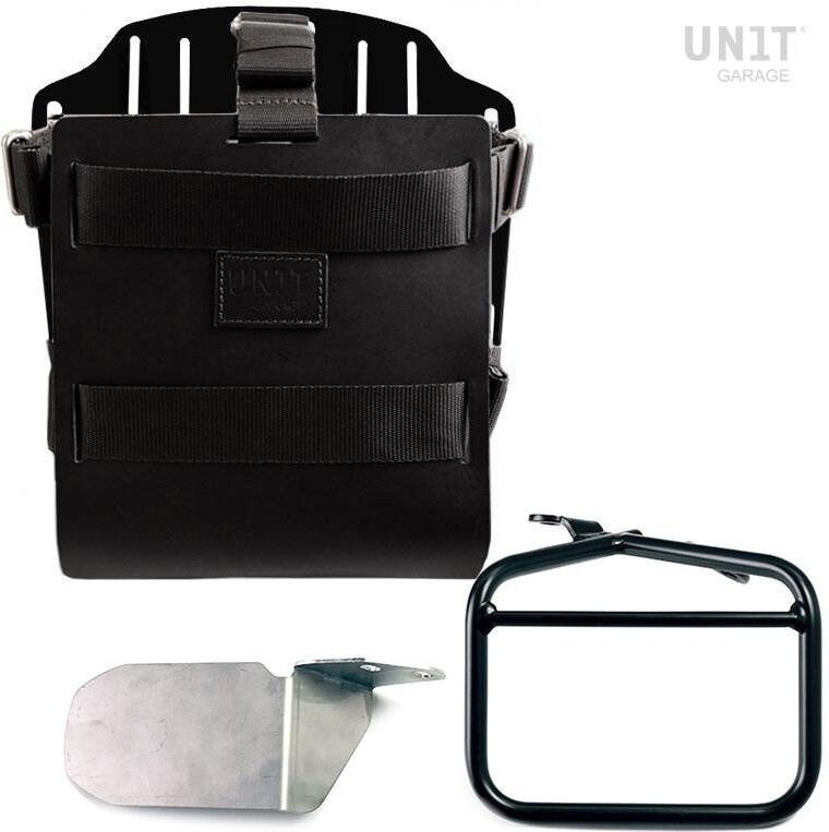 ■詳細説明Article Number：U085-U000-1007DXCarrying system in aluminum with adjustable leather front，QuickRelease System and right frame.Carrying system in aluminum complete with adjustable leatherfront.It quickly attaches to our bag holder frames with the quickreleasesystem cod.U000 already included and mounted on the back oftheplate ， which is equipped with a lock for locking on theframeitself. The plate creates a flat mounting surface on the sideofthe bike， this will allow the transport of unattached bags orotherobjects， such as sleeping bags， jackets etc. The front flap，withattention to the smallest details with 3 mm leather finishes，canbe adjusted using the supplied sliders and can be removedveryquickly from the plate.Right frame made of steel treated with a matt black epoxypowderfinish.Designed for the Ducati Scrambler it integrates seamlessly withtherest of the bike，screws are included. Ready to host ourquickrelease system， beautiful and minimal even when the bag isnotmounted. It can be used comfortably with the passengeronboard.height 25 cm， extendable in height up to 50 cm， width 25cmextendable up to 40 cm. depth 5 cm - 25 cm.10L - 20L1，9kgNB： always mount the flame arrester supplied.The Ducati Scrambler exhaust points very high and normally a bagofacceptable size cannot be used.If you want to travel with two capacious bags we have solvedthisproblem with a flame arrester that protects the right bag fromtheexhaust gases， it works perfectly!To offer you the best we are constantly improving our productsindetail. The images may refer to a previous version.■注意点※取扱説明書が付属する場合は、外国語となります。※輸入商材の為、納期が遅れる場合がございます。あらかじめご了承ください。※メーカー都合により商品の仕様変更がある場合がございます。ご了承ください。　※画像はイメージです。