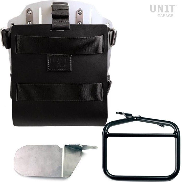 ■詳細説明Article Number：U085-U000-1007DXCarrying system in aluminum with adjustable leather front，QuickRelease System and right frame.Carrying system in aluminum complete with adjustable leatherfront.It quickly attaches to our bag holder frames with the quickreleasesystem cod.U000 already included and mounted on the back oftheplate ， which is equipped with a lock for locking on theframeitself. The plate creates a flat mounting surface on the sideofthe bike， this will allow the transport of unattached bags orotherobjects， such as sleeping bags， jackets etc. The front flap，withattention to the smallest details with 3 mm leather finishes，canbe adjusted using the supplied sliders and can be removedveryquickly from the plate.Right frame made of steel treated with a matt black epoxypowderfinish.Designed for the Ducati Scrambler it integrates seamlessly withtherest of the bike，screws are included. Ready to host ourquickrelease system， beautiful and minimal even when the bag isnotmounted. It can be used comfortably with the passengeronboard.height 25 cm， extendable in height up to 50 cm， width 25cmextendable up to 40 cm. depth 5 cm - 25 cm.10L - 20L1，9kgNB： always mount the flame arrester supplied.The Ducati Scrambler exhaust points very high and normally a bagofacceptable size cannot be used.If you want to travel with two capacious bags we have solvedthisproblem with a flame arrester that protects the right bag fromtheexhaust gases， it works perfectly!To offer you the best we are constantly improving our productsindetail. The images may refer to a previous version.■注意点※取扱説明書が付属する場合は、外国語となります。※輸入商材の為、納期が遅れる場合がございます。あらかじめご了承ください。※メーカー都合により商品の仕様変更がある場合がございます。ご了承ください。　※画像はイメージです。