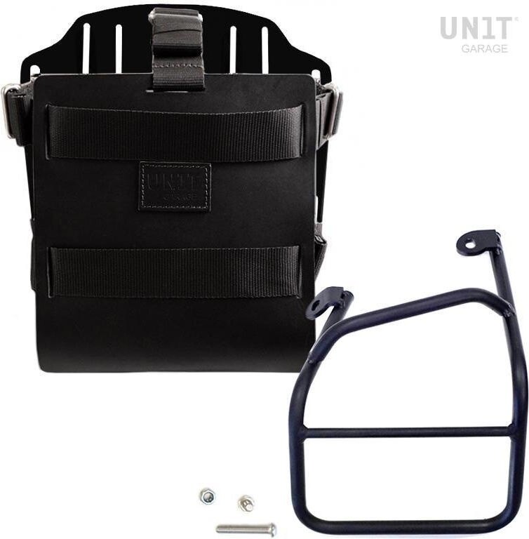■詳細説明Article Number：U085-U000-1010SXCarrying system in aluminum with adjustable leather front，QuickRelease System and Left frame.Carrying system in aluminum complete with adjustable leatherfront.It quickly attaches to our bag holder frames with the quickreleasesystem cod.U000 already included and mounted on the back oftheplate ， which is equipped with a lock for locking on theframeitself. The plate creates a flat mounting surface on the sideofthe bike， this will allow the transport of unattached bags orotherobjects， such as sleeping bags， jackets etc. The front flap，withattention to the smallest details with 3 mm leather finishes，canbe adjusted using the supplied sliders and can be removedveryquickly from the plate.Left Frame made of steel treated with a matt black epoxy.It is mounted on the left side of the bike. Specially designedtointegrate seamlessly with the rest of the bike. Ready to hostourquick release system， beautiful and minimal even when the bagisnot mounted. It comes complete with screws and can bemountedeasily on the bike in the original configuration， with orwithoutpassenger frame. All accessories are compatible with eachotherexcept when specified otherwise. It can be used comfortablywiththe passenger on board.NB： Compatible with： Ducati Scrambler 1100height 25 cm， extendable in height up to 50 cm， width 25cmextendable up to 40 cm. depth 5 cm - 25 cm.10L - 20L1，9kgTo offer you the best we are constantly improving our productsindetail. The images may refer to a previous version.■注意点※取扱説明書が付属する場合は、外国語となります。※輸入商材の為、納期が遅れる場合がございます。あらかじめご了承ください。※メーカー都合により商品の仕様変更がある場合がございます。ご了承ください。　※画像はイメージです。