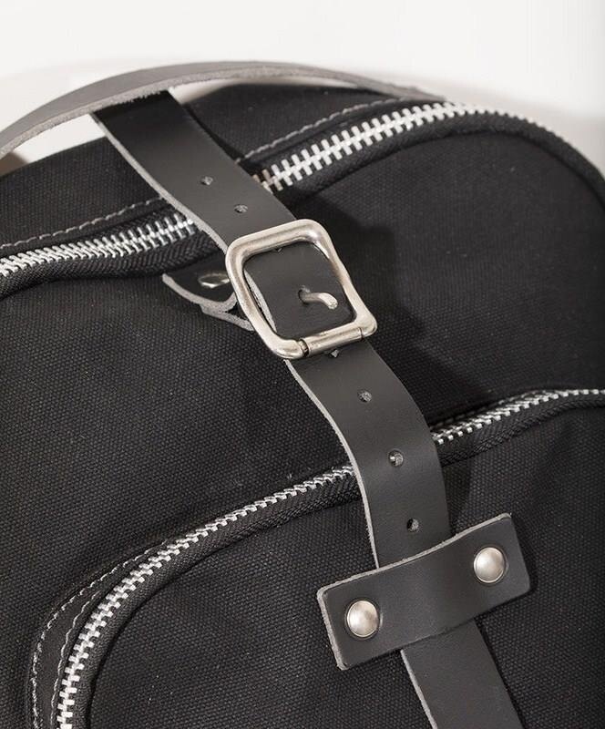 UNIT GARAGE ��˥åȥ��졼�� Unit Garage Canvas tank bag�� Black/Brown | U032-Black-Brown ���å����å����ʥåץ��å� �Хå�