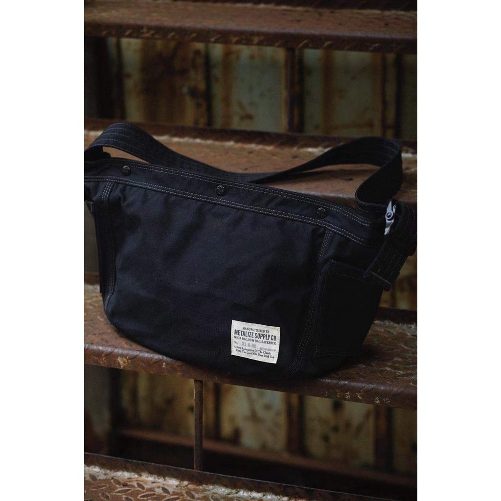 Metalize Productions �᥿�饤���ץ���������� Urban Traveler Nylon Newsboy �Хå� �֥�å� �������ȥݡ������ҥåץХå�