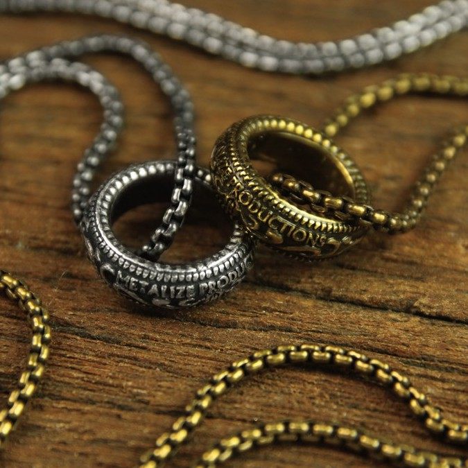 Metalize Productions メタライズプロダクションズ Carved Ring ネックレス 装飾品・アクセサリー バイ..