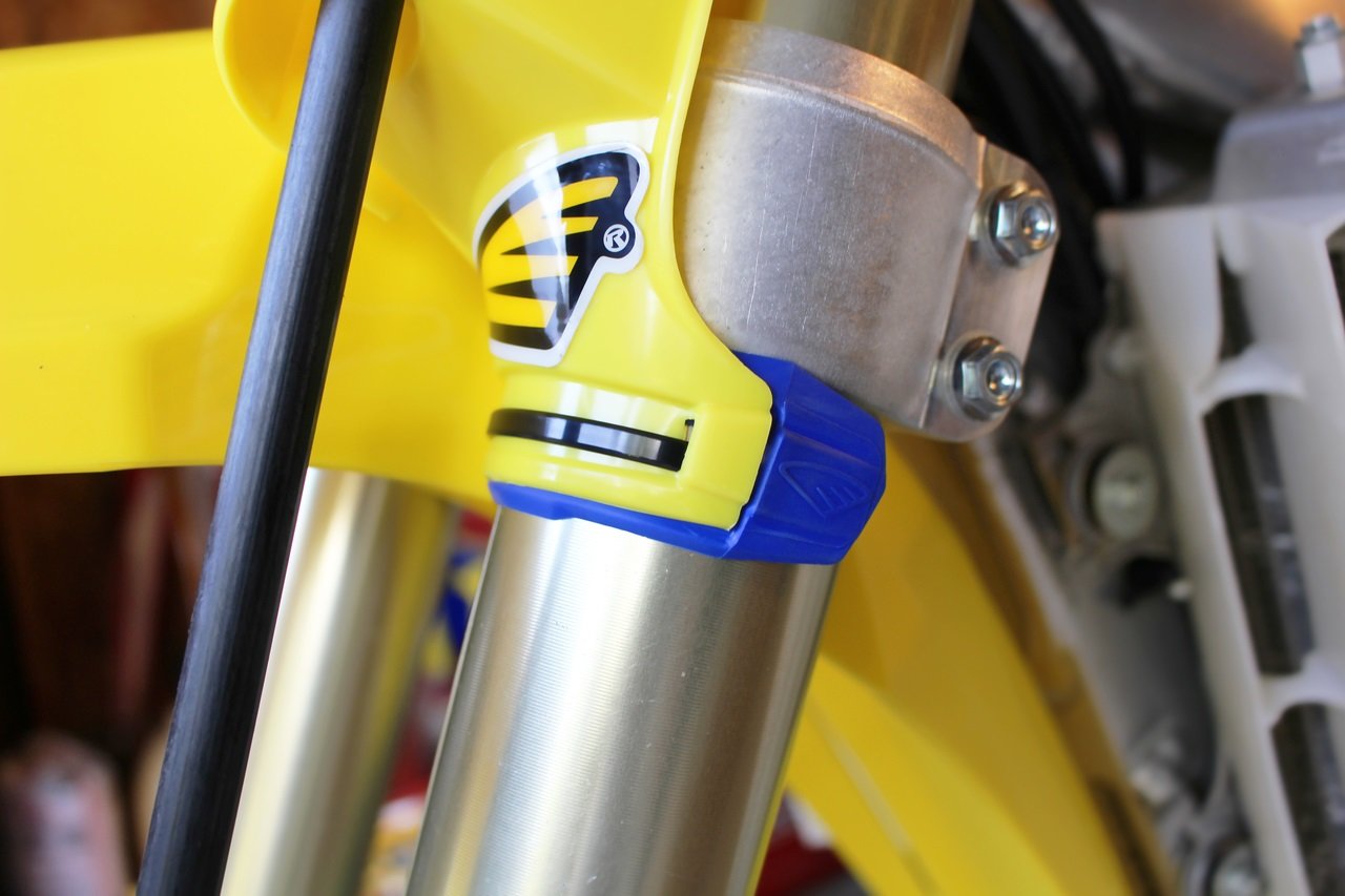 CYCRA サイクラ フォークプロテクターパッド スタジアムナンバープレート用 フォー...