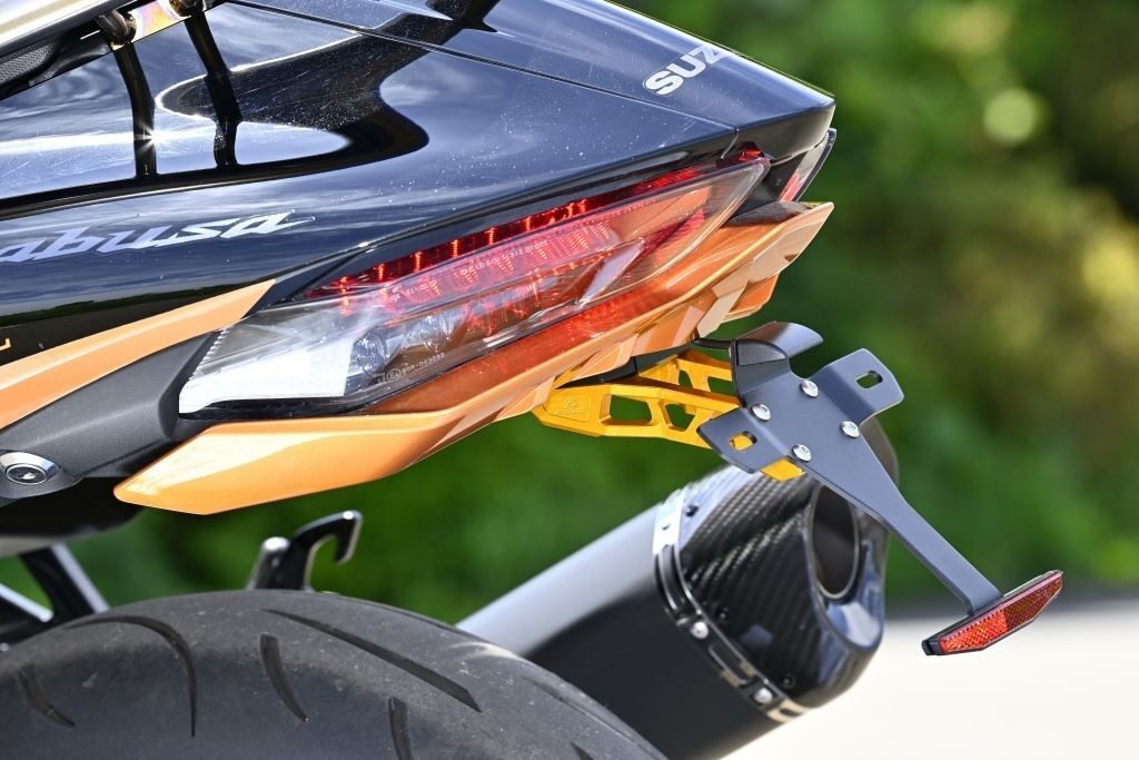 STRIKER ストライカー アルミビレットフェンダーレスキット Hayabusa SUZUKI スズキ フェンダーレスキット フェンダー関連 外装(2.0)