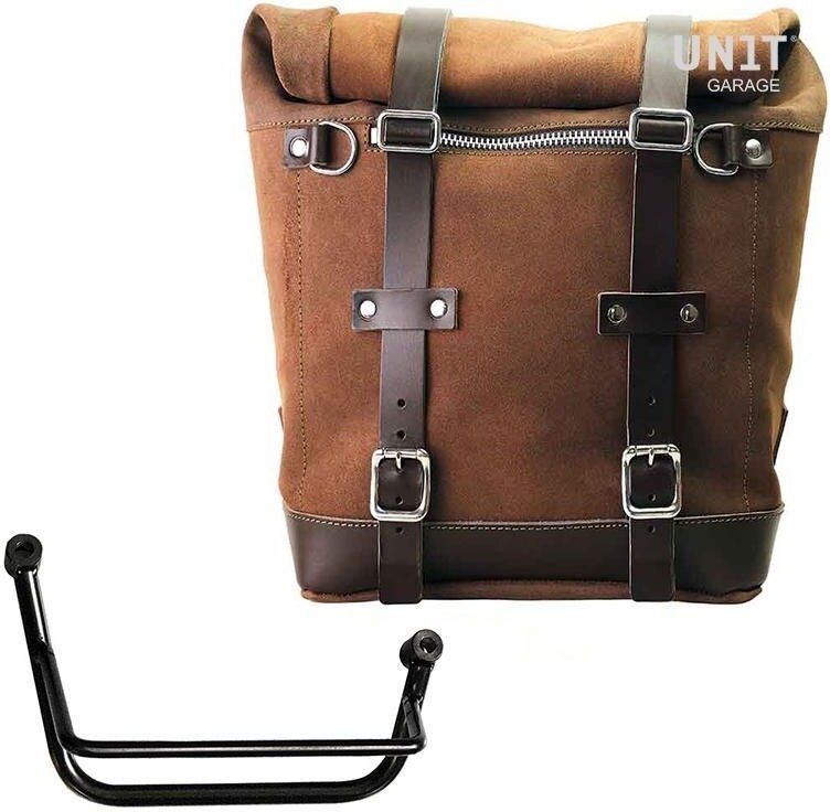 ■詳細説明Article Number：U202-2251DXSide pannier with right subframeScram side pannier extendable from 22 to 30 Liters handmade inItalyin sturdy top quality waterproof waxed suede leather.Derived from our classic U002 side pannier， but it is muchlargerand has a removable core in rigid material so the bag keepsitsshape even when empty. With attention to the smallest detailswith3 mm leather finishes， simple and pure like the materialswithwhich it was built. It quickly attaches to our side pannierframewith the quick release system， already included and mounted ontheback of the bag. The quick release is equipped with a lockforlocking on the frame itself. It is big enough to fit a jethelmetinside， and is equipped with a large front pocket withzipaccessible from the outside. To open it it is not necessarytoremove the front buckles but just move them to the side， in averyfast and practical way. To protect and organize your luggage，werecommend using the 18L Khali light multipurpose bag insideColours ：Moss Grey with brown leather trimColorado Brown with brown leather trimJet Black with black leather trimHeight 35 cm， extendable in height up to 50 cm， width 32 cm，depth20 cm22L - 30L2，75 kgFrame made of steel treated with a matt black epoxy. It ismountedon the right side of the bike.Specially designed to integrate seamlessly with the rest ofthebike. Ready to host our quick release system， beautiful andminimaleven when the bag is not mounted.It comes complete withscrews andcan be mounted easily on the bike in the originalconfiguration，with or without passenger frame. All accessories arecompatiblewith each other exept when specified otherwise.NB： Compatible with all Moto Guzzi V85 TTIt can be used comfortably with the passenger on boardIn order to offer you the best we constantly improve ourproductdetails. The images may refer to a previous version.■注意点※取扱説明書が付属する場合は、外国語となります。※輸入商材の為、納期が遅れる場合がございます。あらかじめご了承ください。※メーカー都合により商品の仕様変更がある場合がございます。ご了承ください。　※画像はイメージです。