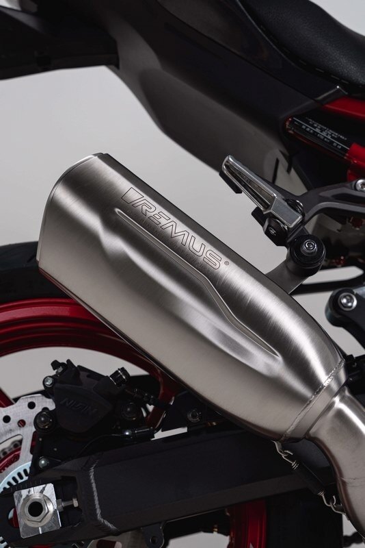 REMUS レムス Slip On Nxt Sport Exhaust，Stainless Matt，Connection Tube スリップオンマフラー マフラー