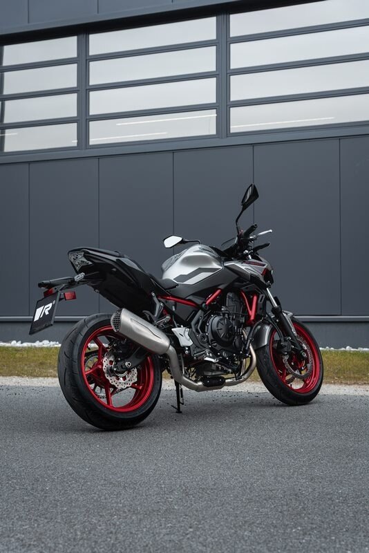 REMUS レムス Slip On Nxt Sport Exhaust，Stainless Black，Connection Tube With Catalysator フルエ..