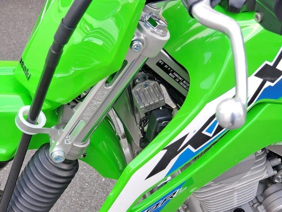 OUTEX �����ƥå��� ���ƥ���󥰥��ƥॹ���ӥ饤���� KLX140 KAWASAKI ���掠�� ���ƥॹ���ӥ饤���� �����ڥ󥷥�� ­��� ���顼���饤�ȥ�����ɥ���ޥ���