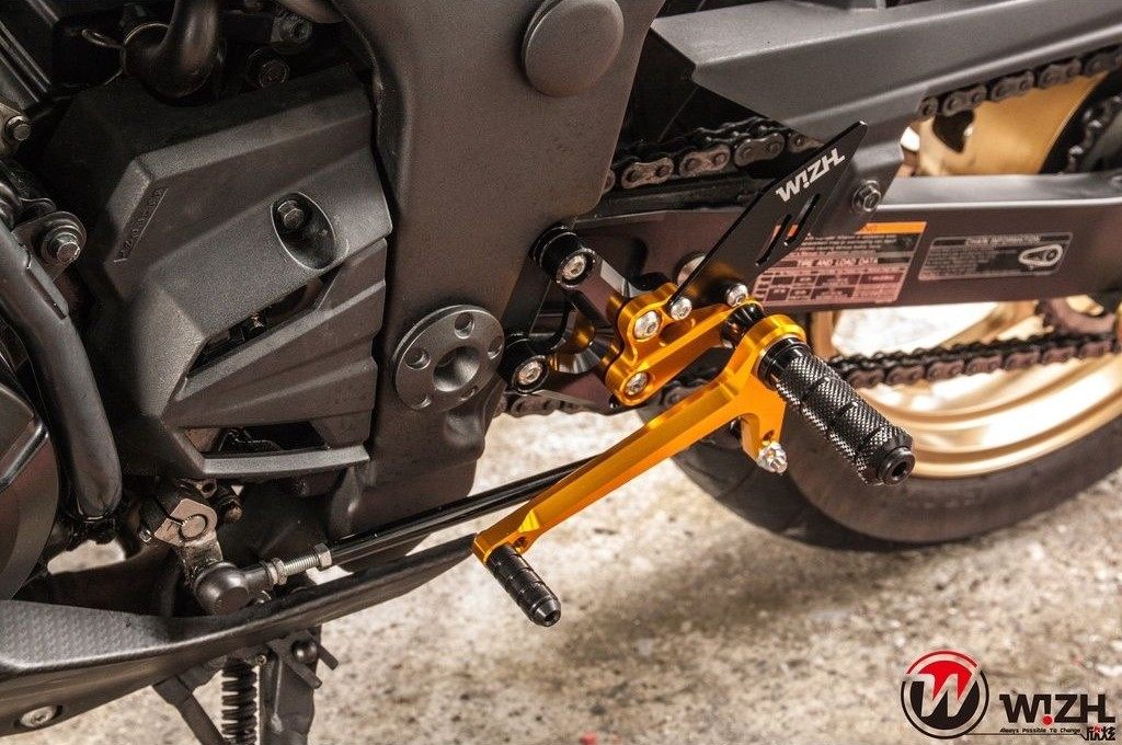 WIZH ウィズ BEV2 バックステップ NINJA300/250/Z300/Z250 NINJA250 NINJA300 Z250 Z300 KAWASAKI カワサキ ステップ 足回り カラー：ゴールド / フットペグタイプ：固定式 / ヒールガードタイプ：スタンダード / ステアリングタイプ：PLUSステンレス 3