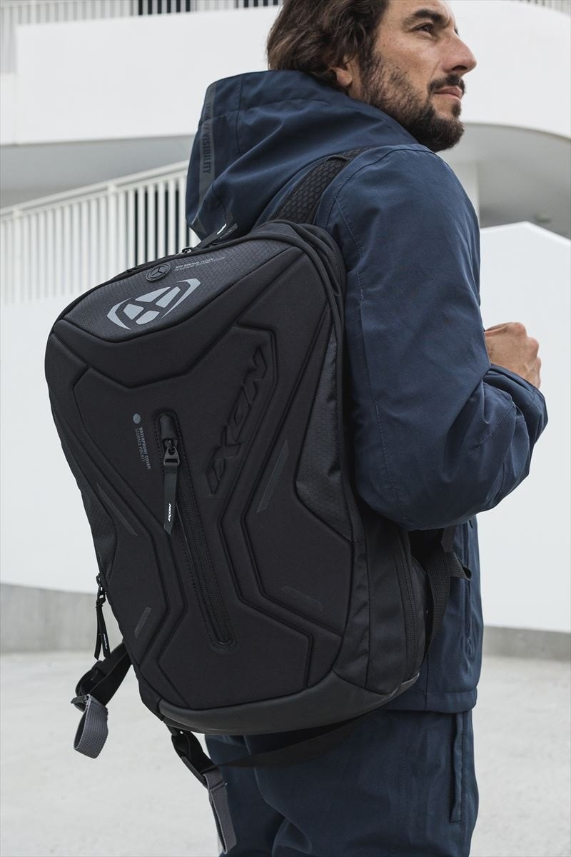 IXON �������� R-LASER 25 �Хå��ѥå� ���å����å����ʥåץ��å� �Хå�