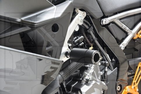 BABYFACE ベビーフェイス フレームスライダー GSX-8R SUZUKI スズキ エンジンスライダー・フレームスライダー フレームのサムネイル