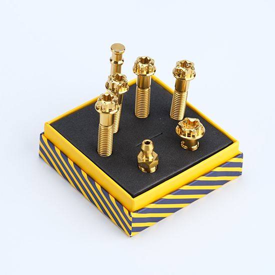 S-PARTS エスパーツ BREMBOブレーキキャリパーCNC P4 チタンボルトセット キャリパーボルト・マウント..