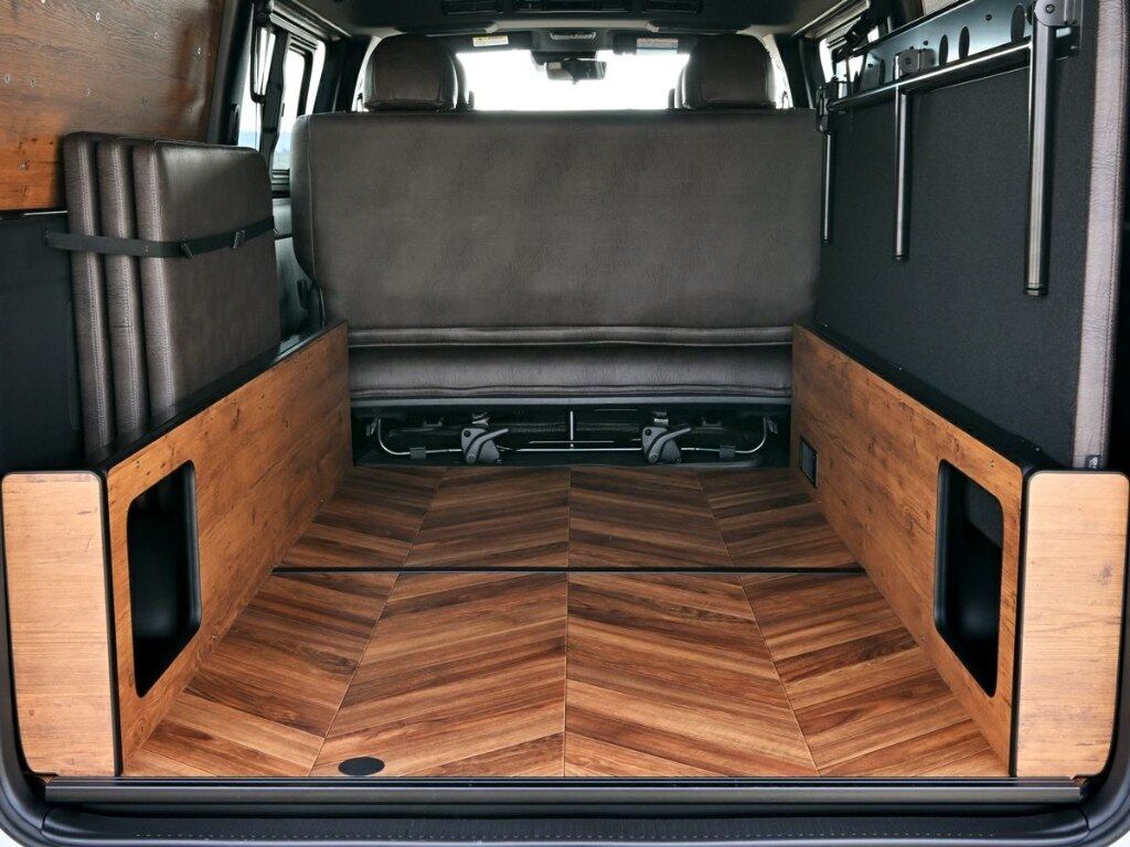 OGUshow オグショー 【メーカー直送品】200系ハイエース S-GL標準ボディ ES TXフロアパネルR 200系ハイエース トランポ用品 配送先：沖縄（＋6050円・配送先情報提供に同意） / タイプ：4型から現行型 パワースライド有 標準タイプ