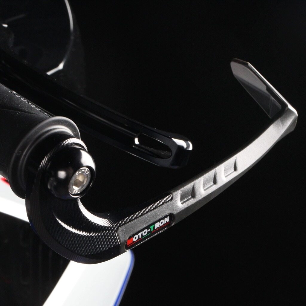 MOTO-TRON RACING モトトロンレーシング GPR ブレーキ ハンドガード(純正ハンドル用) PANIGALE V2 DUCATI ドゥカティ ハンドガード・ナックルガード ハンドル周辺パーツ ハンドル