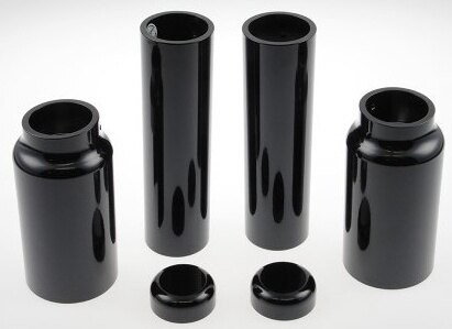 ■詳細説明Article No： HD-ROD028This 6-piece Fork Cover Kit Cult plant you blind the forktubesabove， between and below the triple trees. So the chrome forktubesare covered and the entire fork appears stocky andcompletelyblack！ This 6-piece Fork Cover Kit can be used with theoriginalfront fender or Customfender.■注意点※取扱説明書が付属する場合は、外国語となります。※輸入商材の為、納期が遅れる場合がございます。あらかじめご了承ください。※メーカー都合により商品の仕様変更がある場合がございます。ご了承ください。※画像には他の商品が含まれている場合があります。