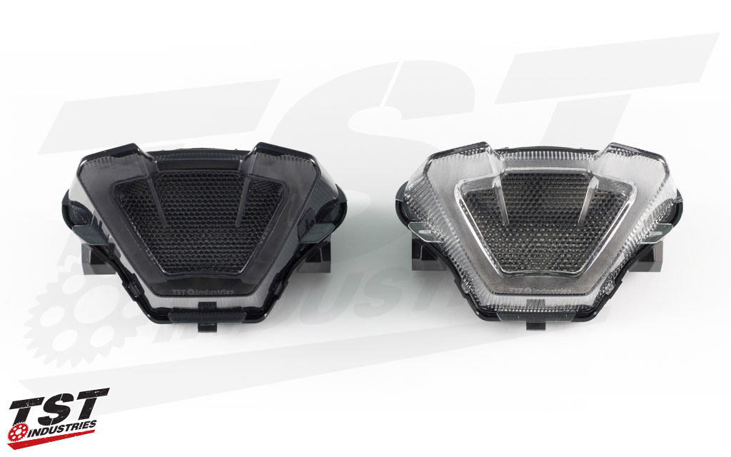 ■商品概要・レンズカラー：スモーク／クリア・LEDペリメーターランニングライト・内蔵ターンシグナル・純正YAMAHAコネクター付きプラグ＆プレイ(テールライトにプリインストール)・108 LEDスーパーブライト・プログラマブル機能・3ターンシグナルモード： スタンダード， シーケンシャル， パルサー・3ブレーキライトモード： スタンダード， ストロボアラート， パルサー・LED一体型テールライト・負荷バランス抵抗・取扱説明書 (ビデオ)■詳細説明As the FZ-07 evolved into the 2018 MT-07，so has our popular LEDIntegrated Tail Light．The 2018 Yamaha MT-07 evolved from the previous year’s FZ-07， andso has our LED Integrated Tail Light．With a brand new lens design， this tail light is sure to make youstand out from the crowd！The plug and play connection makes installation a breeze as youfollow along with our upcoming step-by-step installation video．We packed 108 superbright LEDs into this tail light to give you thebrightness and attention demanding illumination that TST Industriesis famous for．You can customize the light pattern functions of your tail lightwith nine programmable combinations， enabling you to choose theperfect setup for your ride．We are working hard to bring you and your MT-07 this brand newintegrated tail light， but it’s not ready just yet！If you want to be one of the first to know when these go on sale，enter your email in the form above to receive product notificationsor keep checking back as we continue to update this page．■注意点※取り扱い説明書が付属する場合は英語となります。適合性注意点： この特定のユニットは、YAMAHAMT-07の北米モデルに適合性することが確認済みです。市場外でご購入の場合は、コネクタプラグの互換性を確認してください。このアイテムはDOTは承認しておらず、お住まいの地域の法律および規制に準拠していない可能性があります。■適合車種MT-07&ensp;MT-07 年式: 18-21