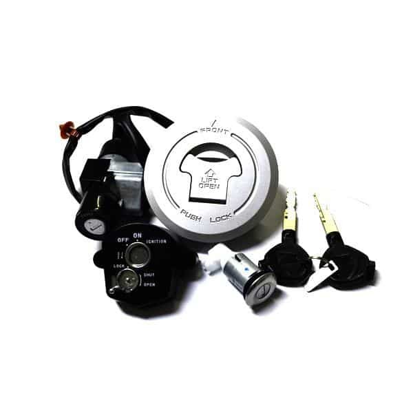 ■商品概要OEM part number (s)：35010-K45-N00Quantity：1pcsFitment：Honda CBR150R 2014-2015■詳細説明- Key Set from Federal Parts is one of motorcycle spare partsthatis marketed by PT. Astra Otoparts Tbk.- Federal Parts products are made to fit OEM (OriginalEquipmentManufacturer) standard from various manufacturers such asHonda，Yamaha， Suzuki， and Kawasaki- Federal Parts is committed to always provide the best productsforthe customers with affordable price■注意点※取扱説明書が付属する場合は外国語となります。※輸入商材の為、納期が遅れる場合がございます。あらかじめご了承ください。※メーカー都合により商品の仕様変更がある場合がございます。ご了承ください。　※画像はイメージです。