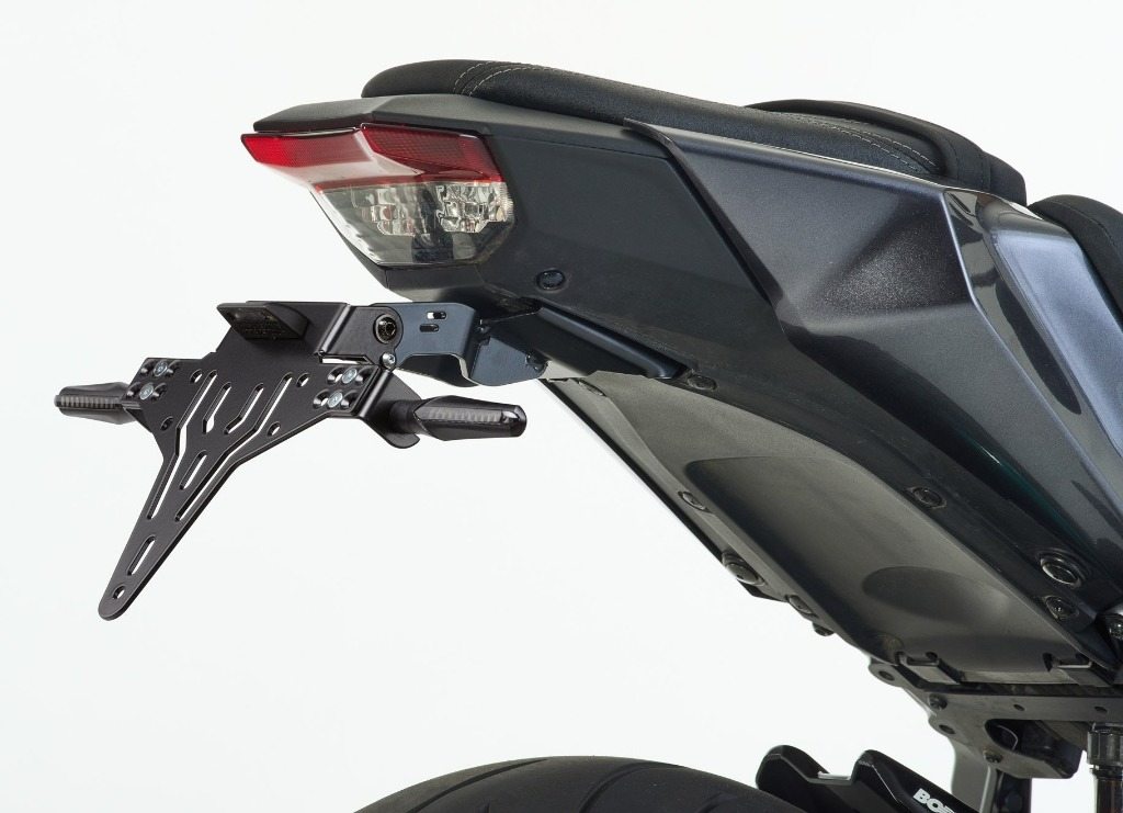 PROTECH プロテック V-SHAPE license plate holder kit including reflector and light MT-09 SP YAMAH..