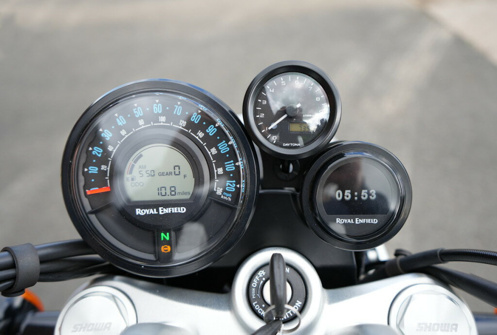 Realize MYTEC �ꥢ�饤�� �ޥ��ƥå� �����᡼���������ѥ��ơ� SUPER METEOR650 ROYAL ENFIELD ������륨��ե������ �����᡼���� �᡼���������󥸥��������ط� ������