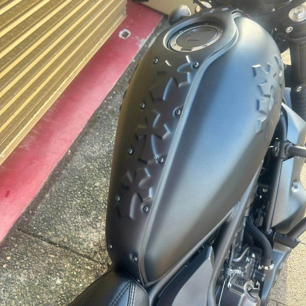 KOTANI MOTORS コタニモータース クロムタンクカバー REBEL250 HONDA ホンダ タンクカバー タンク関連 外装 カラー：黒ゲル未塗装