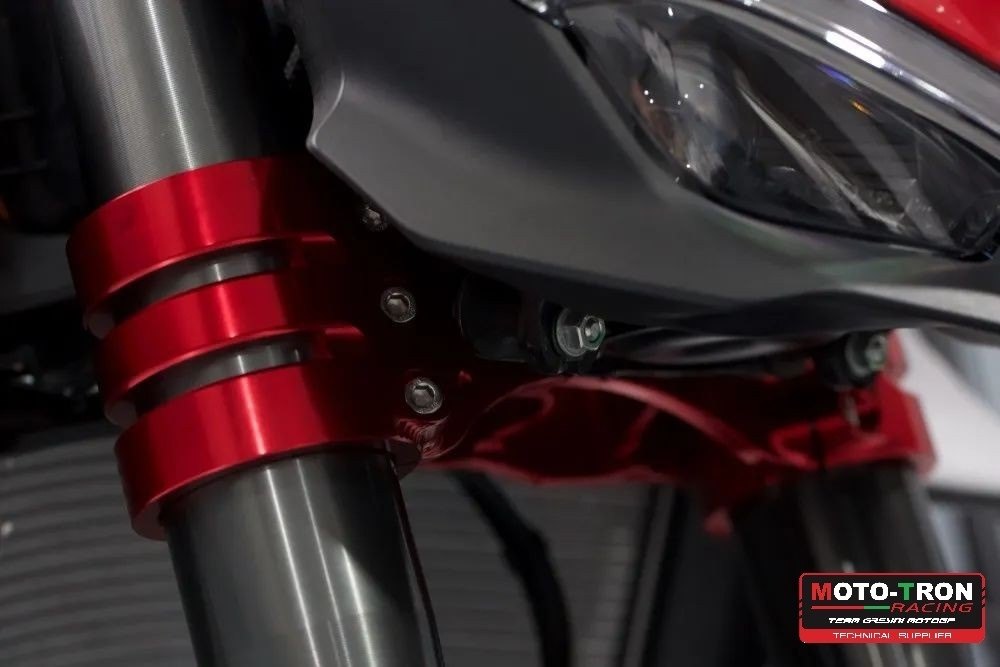 MOTO TRON モトトロン アンダーブラケット STREETFIGHTER V2 V4 S SP SP2 DUCATI ドゥカティ トリプル..