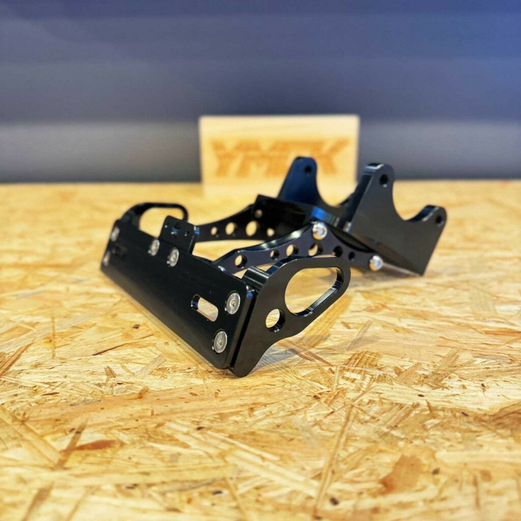 YMCK ヤマック CNCライセンスプレートホルダー MT-09 MT-09 Y-AMT YAMAHA ヤマハ フェンダーレスキット 外装