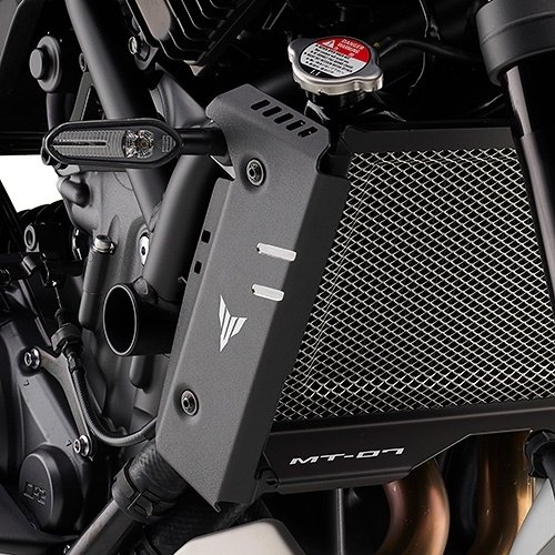 Y’S GEAR(YAMAHA) ワイズギア ラジエターサイドカバー MT-07 Y-AMT YAMAHA ヤマハ ラジエーター 冷却関連 エンジン