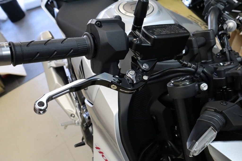 SPEEDRA スピードラ アジャストレバー 可倒延長式 CB750 HORNET HONDA ホンダ ブレーキ・クラッチレバーセット ハンドル周辺パーツ ハンドル レバー本体カラー：マットブラック / アジャスターカラー：マットシルバー / エクステンションカラー：マットチタン 2