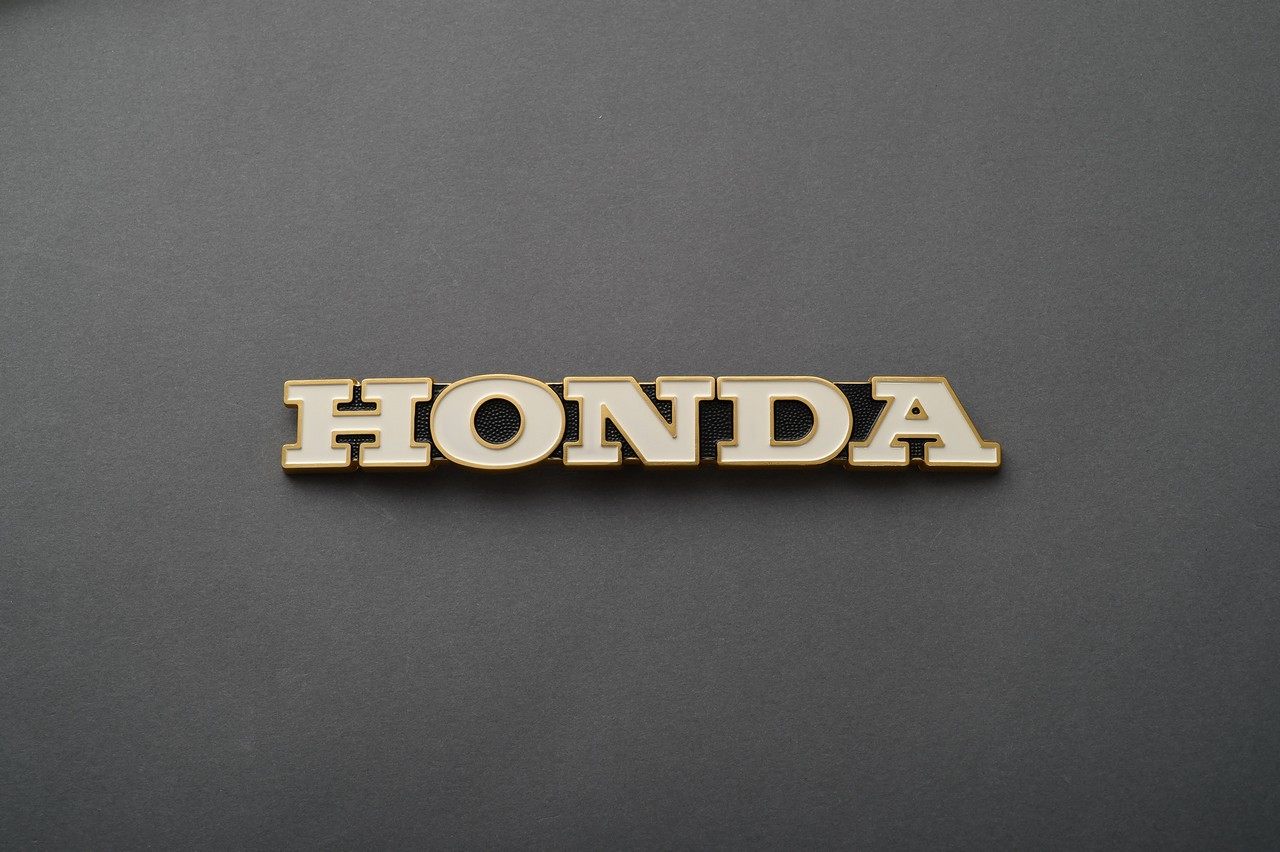 M-TEC中京 エムテック中京 フューエルタンクエンブレム CB750K HONDA ホンダ エンブレム 外装