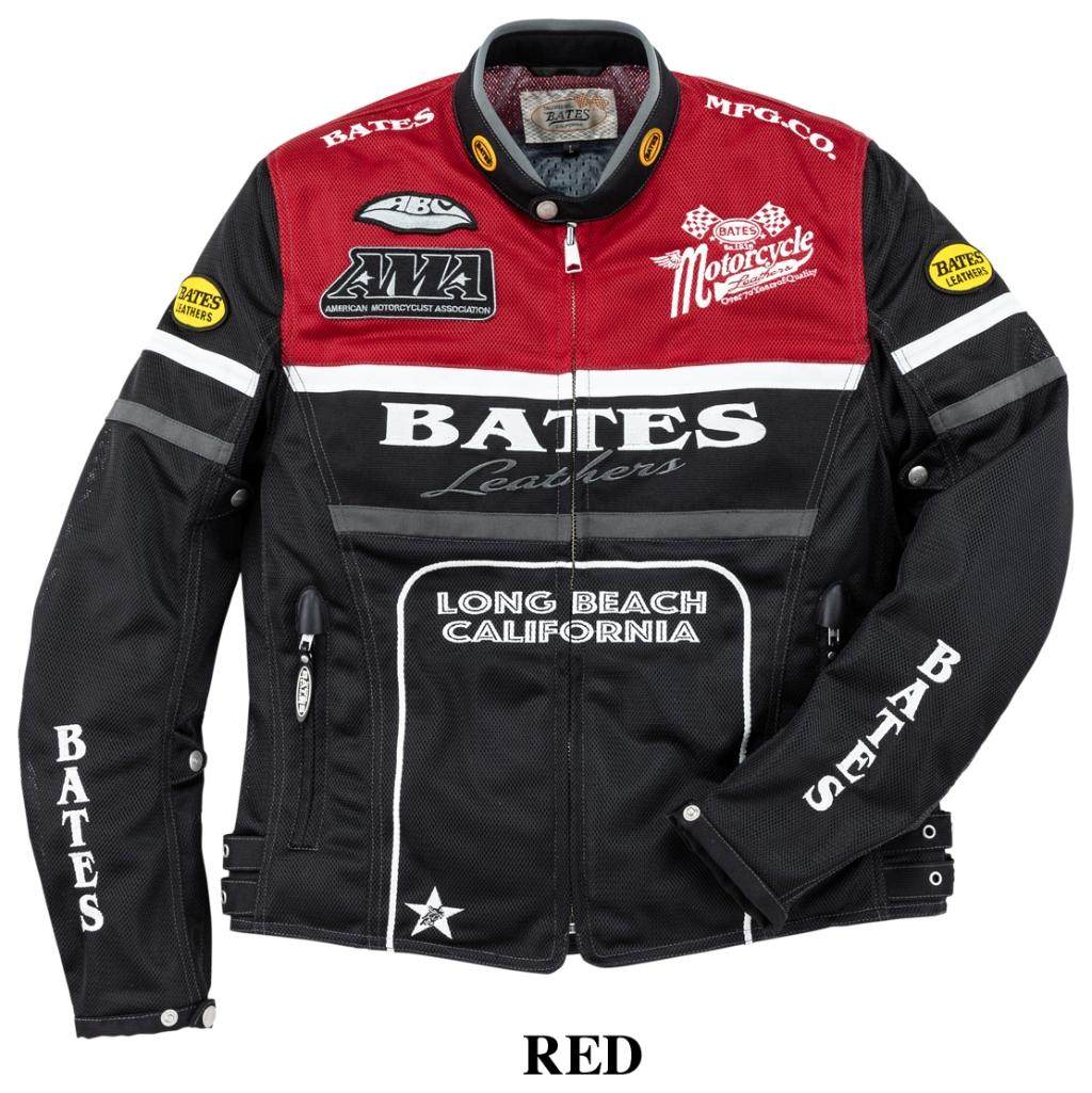 ■商品概要【カラー】RED【装備】エアスルー肩肘パッド(脱着可)エアスルー胸部パッド(脱着可)エアスルー脊髄パッド(脱着可)【素材】表地：ポリエステルメッシュ、ポリエステルOX840D／PU、OX600D／PU裏地：ポリエステルメッシュ(COOL-TEX)■詳細説明ベイツらしいデザイン＆シルエットのナイロンライダースジャケット。60-70年代にベイツ社が使用していたエンブレムとネームを復刻採用しヴィンテージ感漂うテイストです。【CEプロテクター】より安全性にすぐれているCE規格プロテクターも装着可能です。・BOP-CE12 肩パッド・BOP-CE10 胸部パッド・BOP-CE11 脊髄パッド■注意点※サイズは日本サイズです。サイズ表の数値はサイズ選びのご参考にしてください。※CEプロテクターはオプションとなりますので別途お求めください。※モニター環境により掲載商品と実際の商品とは、色合い・素材感が異なる場合があります。※画像には他の商品、カラーが含まれています。※メーカー都合により商品の仕様変更がある場合がございます。ご了承ください。
