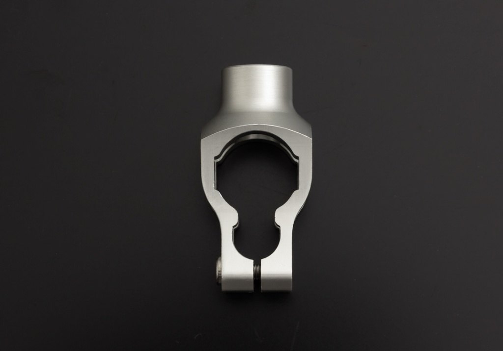 YSS ワイエスエス Steeringdamper 専用品 B-Type【クランプ単体】 ステアリングダ...