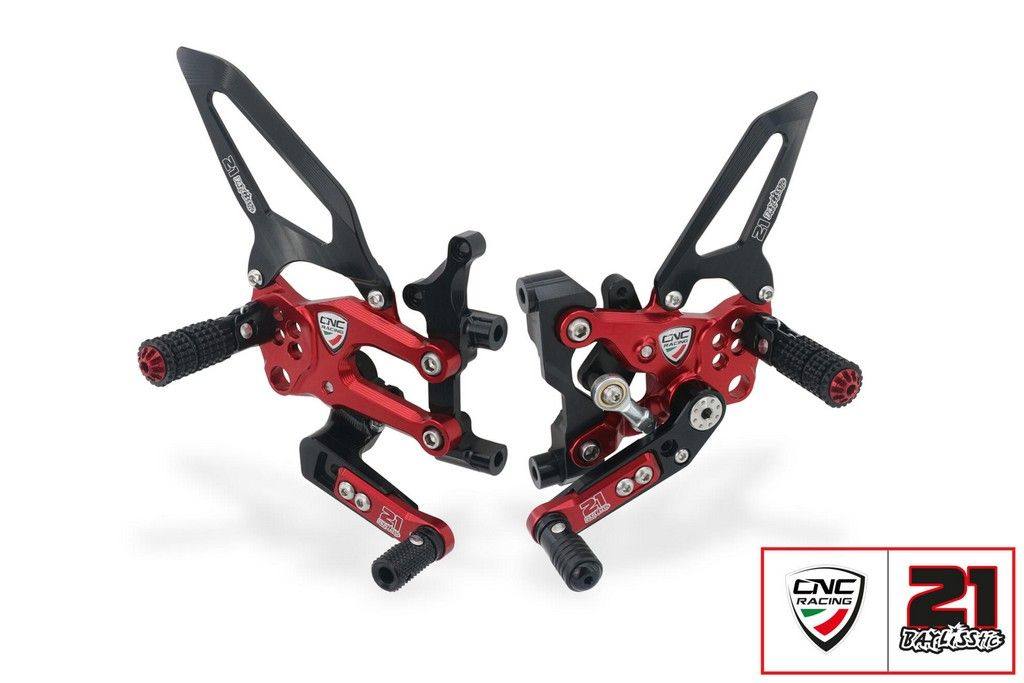 CNC Racing シーエヌシーレーシング アジャスタブル バックステップ RPS Troy Bayliss Limited仕様 SUPERBIKE 1199 Panigale R S Superleggera 1299 899 955 V2 959 DUCATI ドゥカティ ステップ 足回り