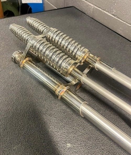 ���ʲ�K&W ��Heman Fabrication(�إ��ޥ� �ե��֥ꥱ�������)�ۥ��ƥ�쥹 ���ץ�󥬡� ���ץ�󥬡��ե����� �����ڥ󥷥�� ­���