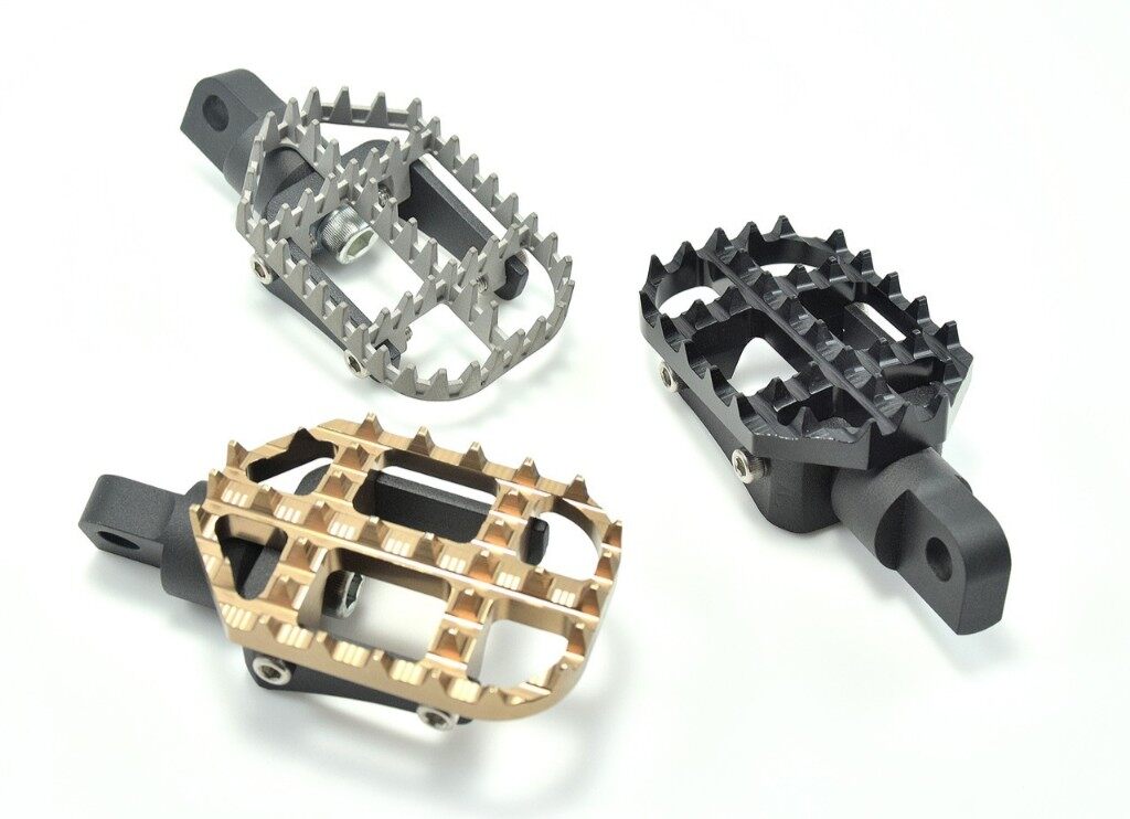 BUNGKING バングキング グラバーフットペグ HARLEY-DAVIDSON ハーレーダビッドソン フットペグ ステップ 足回り