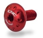 ■商品概要カラー：レッド■注意点※Webikeにて「CNCRacing(CNCレーシング)」の商品をご購入されたお客様につきましては、商品に関するお問い合わせはWebikeまでお願いいたします。※メーカー製造ロットの商品によりロゴが変更になるケースがあります。※MADE IN ITALY の刻印が無い商品やCNCRACINGのロゴが、「CNC」のみのデザインもございます(メーカー本国サイトのロゴのようなデザイン)。お客様でご指定は出来ません。あらかじめご了承ください。※ロゴデザインの仕様変更に伴うキャンセルや返品は承っておりませんので、あらかじめご了承ください。※取扱説明書が付属する場合は外国語となります。※輸入商材の為、納期が遅れる場合がございます。あらかじめご了承ください。※画像には他のカラー・商品が含まれている場合があります。※メーカー都合により商品の仕様変更がある場合がございます。ご了承ください。　※画像はイメージです。